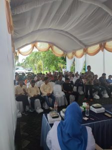 Ratusan kader dan simpatisan partai Gerindra Kabupaten Madiun, Jatim, Selasa (3/1/2023) berkumpul mengikuti konsolidasi organisasi menjelang Pemilu 2024. (Foto : Muh Nurcholis) 