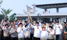 Bupati Bogor Rudy Susmanto Lepas Jamaah Haji Kloter 21 dari Masjid Raya Nurul Wathon, Jadi Sejarah Baru Pemberangkatan Haji