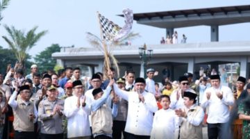 Bupati Bogor Rudy Susmanto Lepas Jamaah Haji Kloter 21 dari Masjid Raya Nurul Wathon, Jadi Sejarah Baru Pemberangkatan Haji